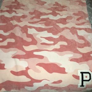 VS Pink Camo Sherpa Blanket